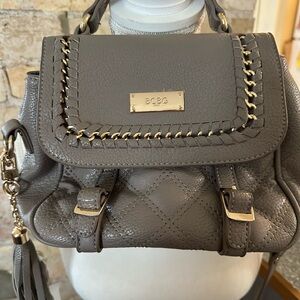 🛍️ BCBG Taupe Quilted Crossbody with Gold Accents